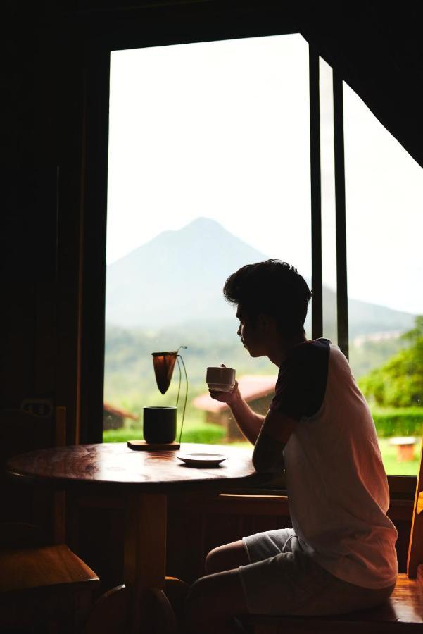 Arenal Roca Lodge La Fortuna Buitenkant foto